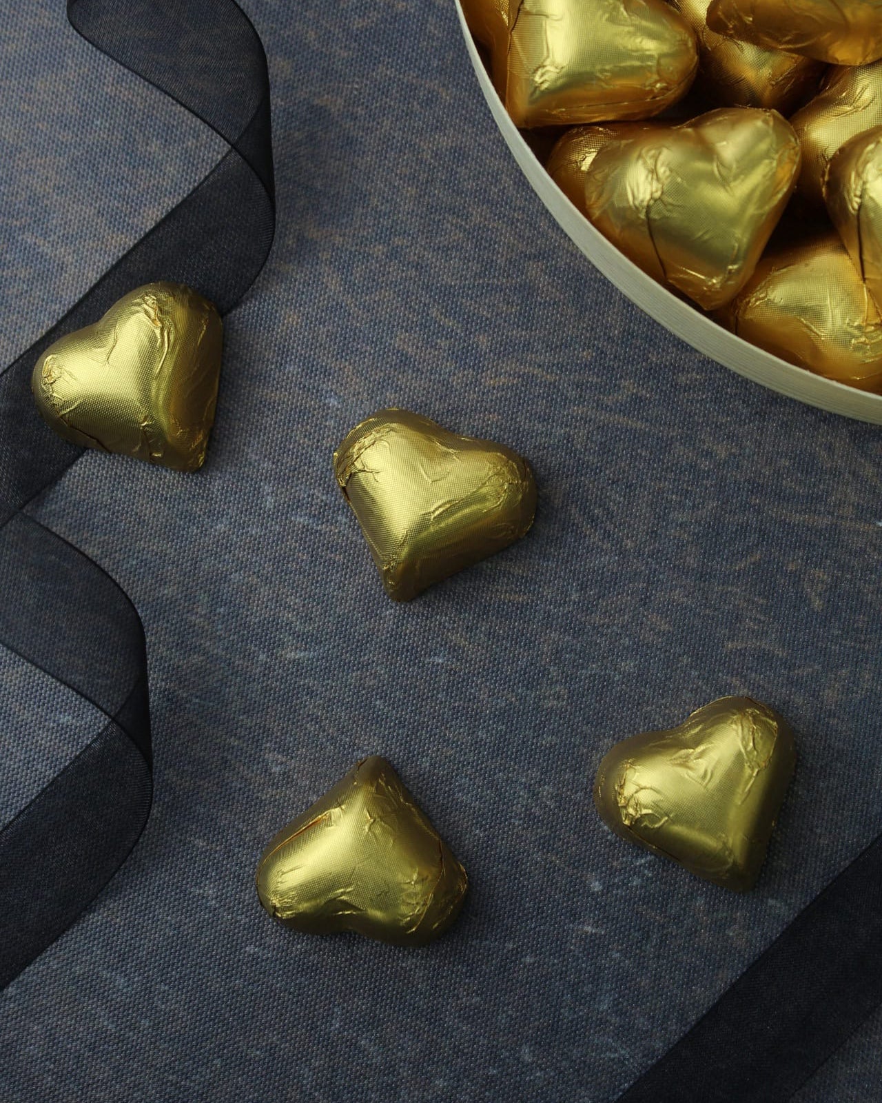 Kalp Dolgulu Çikolata - Altın